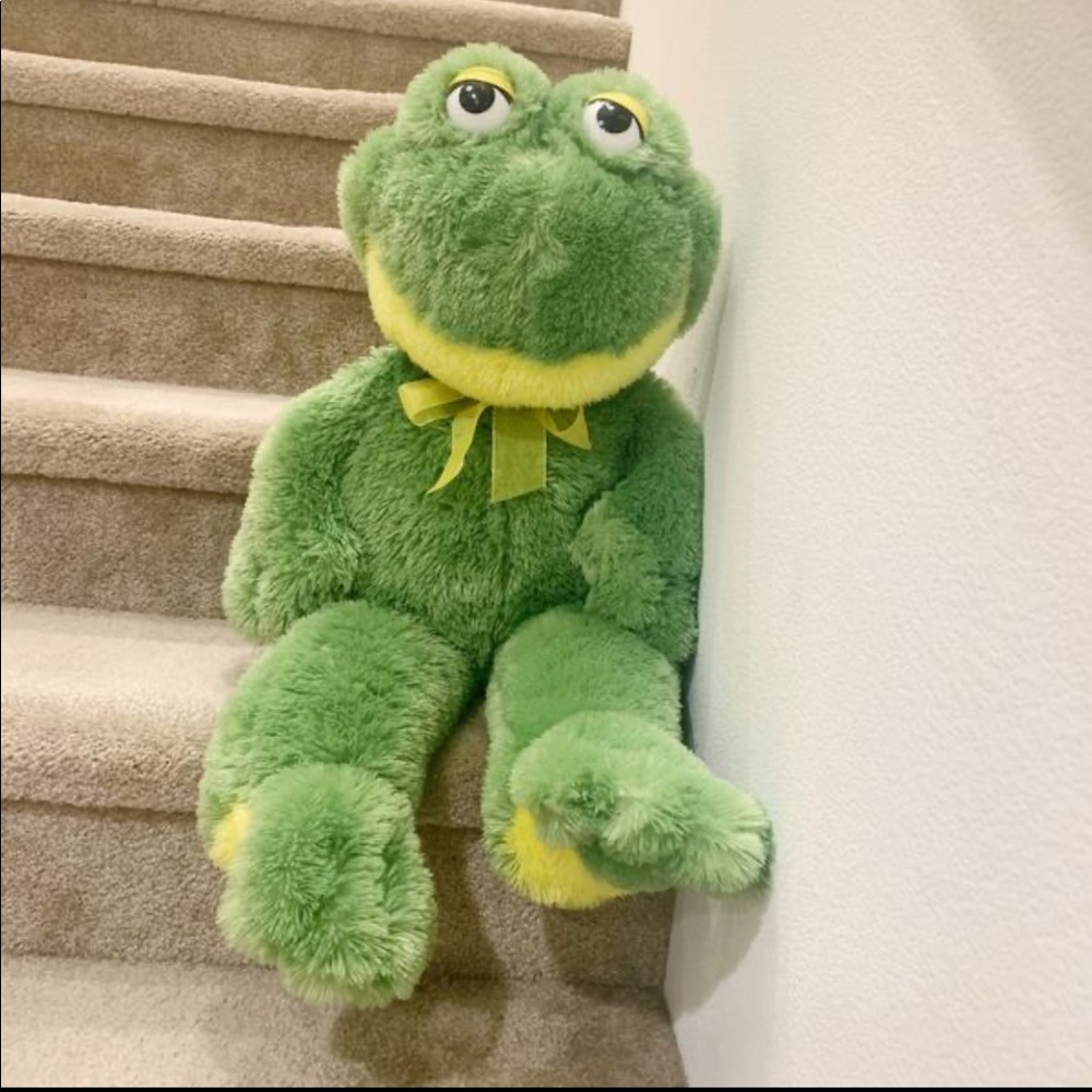 Giant green frog stuffed animal plush toy